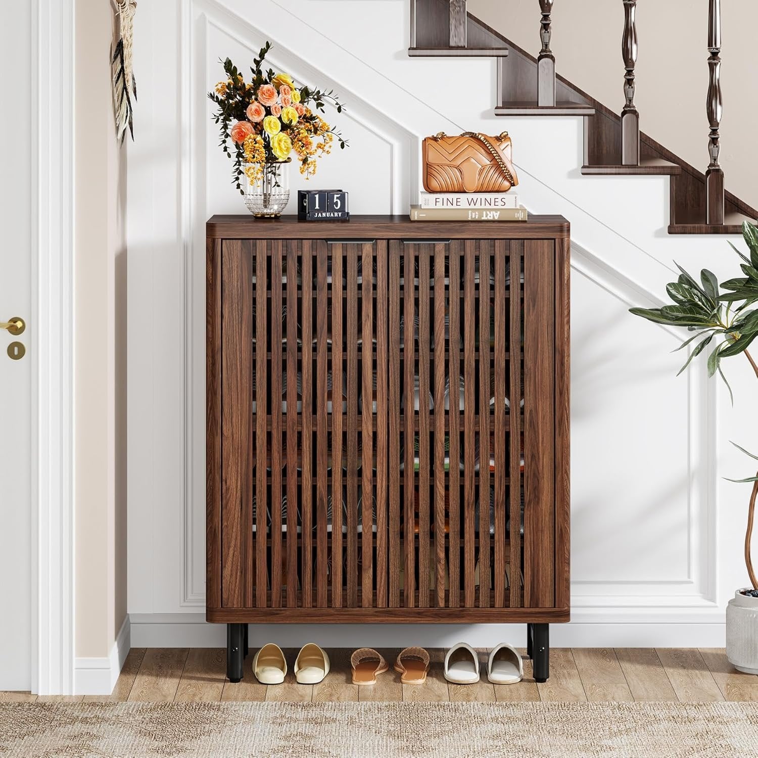 Tribesigns Armoire à Chaussures à 6 Niveaux avec Portes à persiennes, Grande Armoire de Rangement à Chaussures en Bois avec étagères réglables