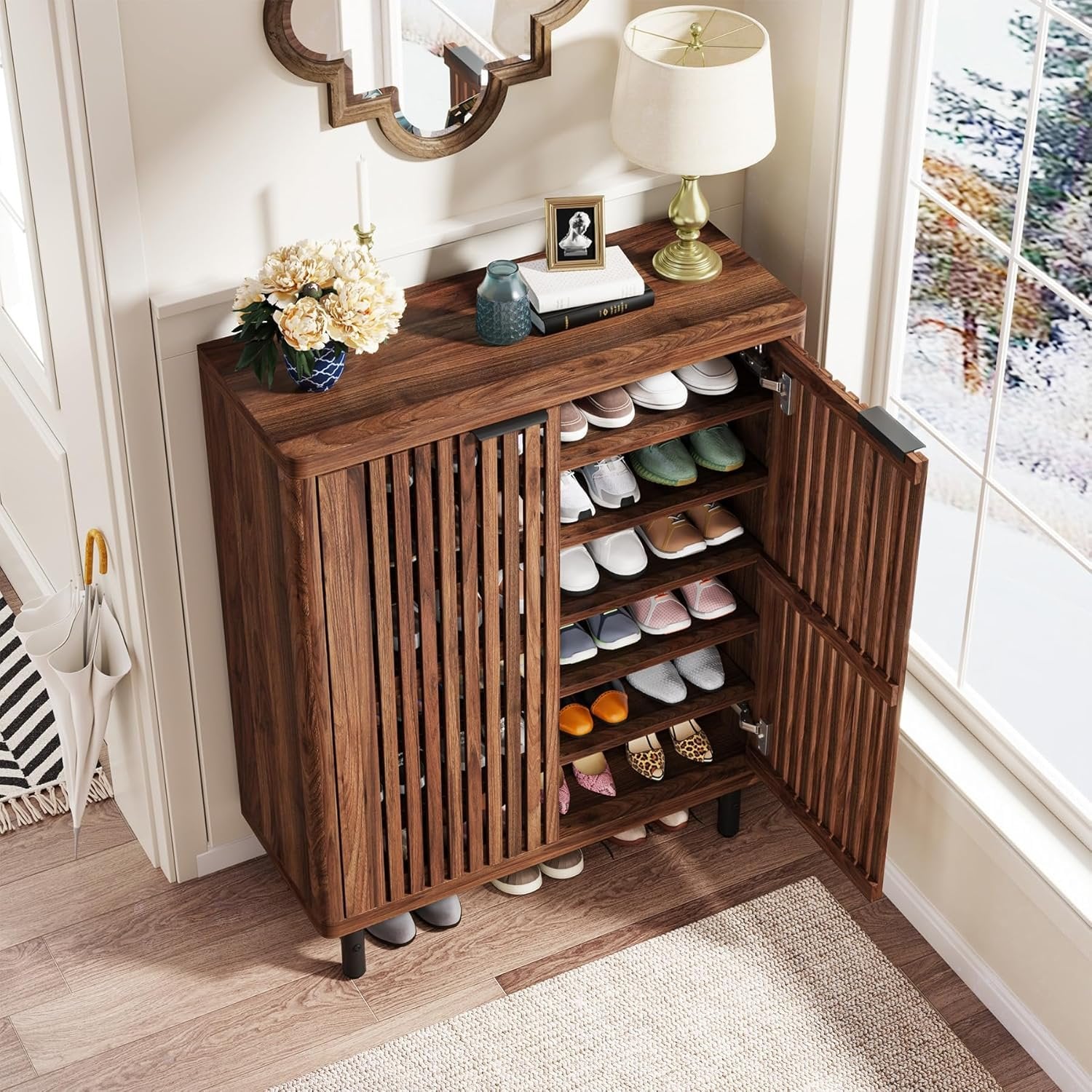 Tribesigns Armoire à Chaussures à 6 Niveaux avec Portes à persiennes, Grande Armoire de Rangement à Chaussures en Bois avec étagères réglables