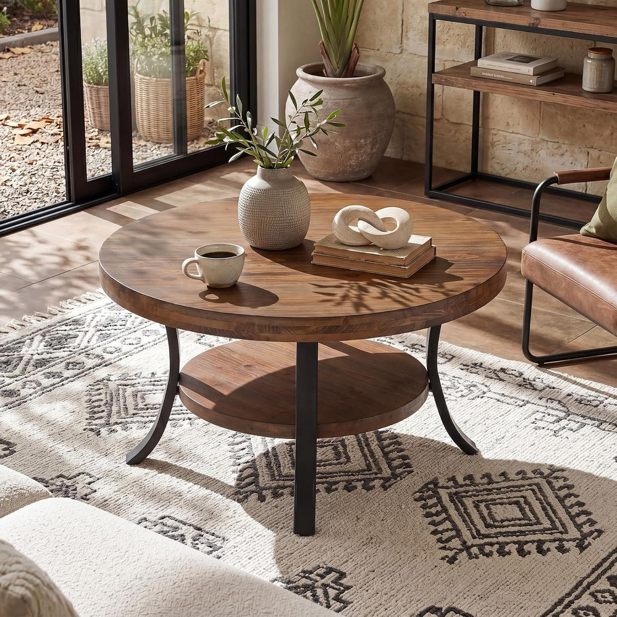 Table basse ronde en bois massif de 80 cm avec compartiment de rangement, Table basse de style champêtre pour le salon