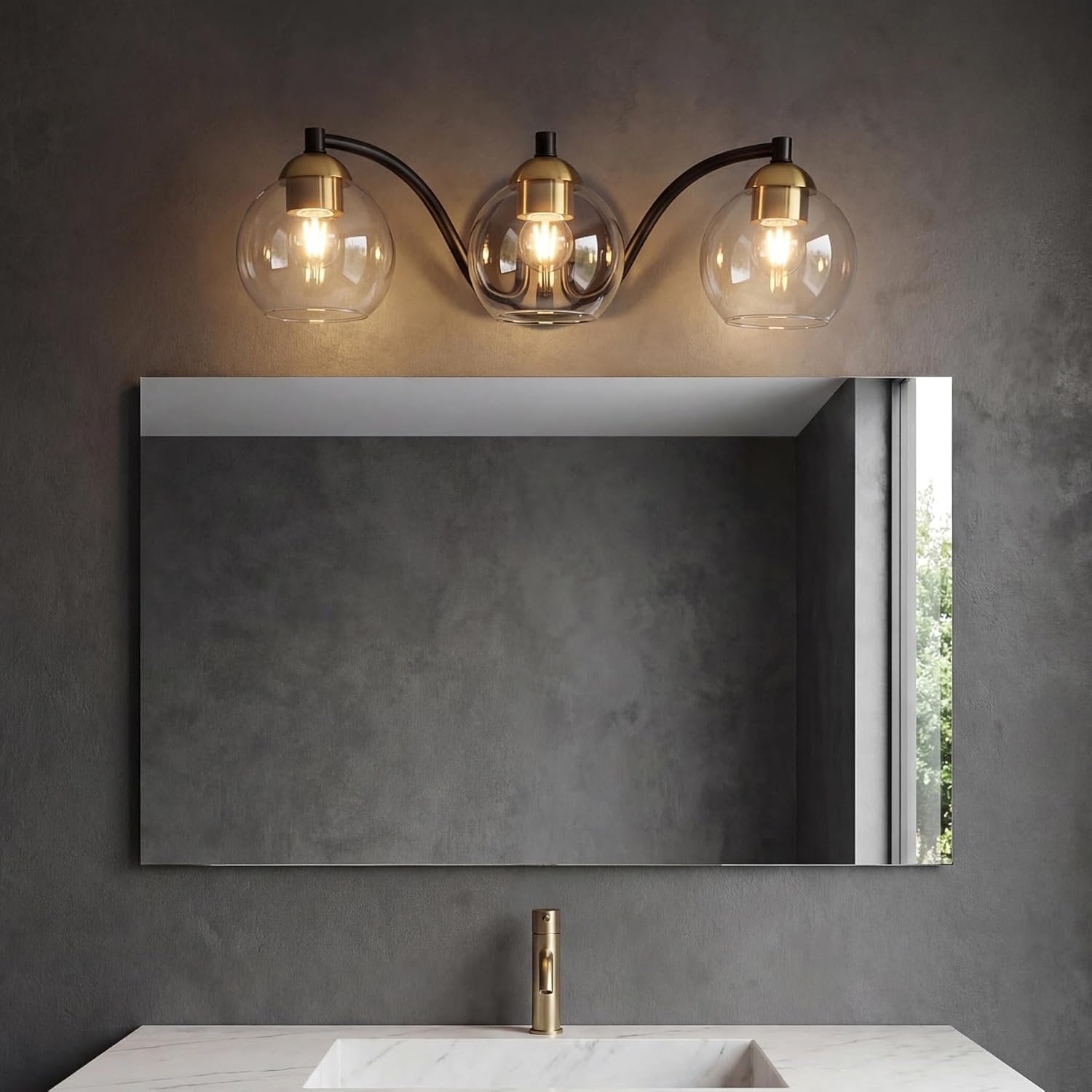 Tribesigns Applique murale moderne pour salle de bain, 3 globes en verre avec structure en métal, intensité variable, douille E27